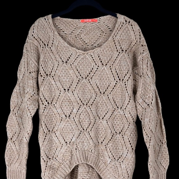 Soft Diamond Shaped Cable Knit Sweater w/Hi/Lo Banded Hem in Soft Peach SZ M/L - Picture 4 of 10